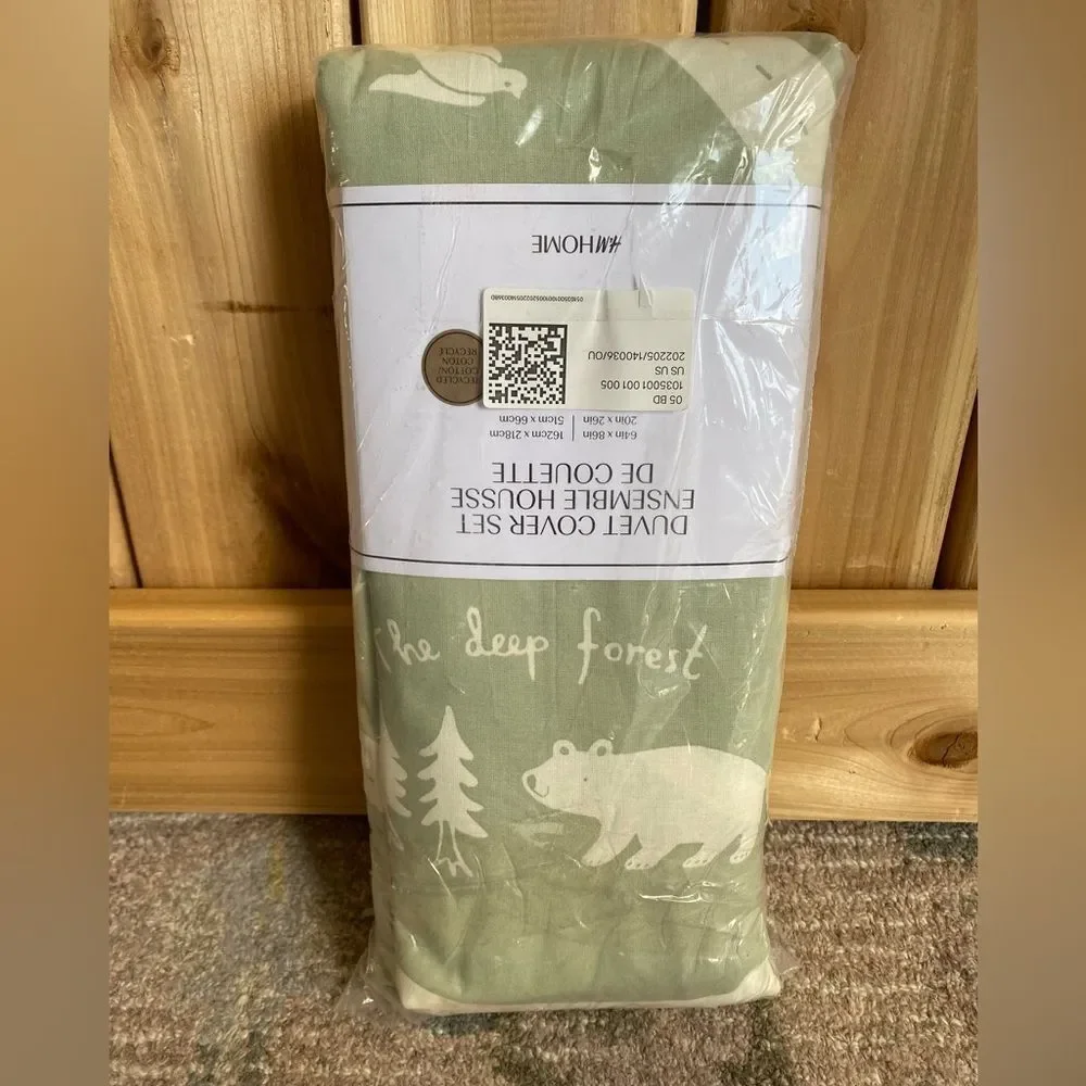 H&M Green Forest Duvet Cover Set